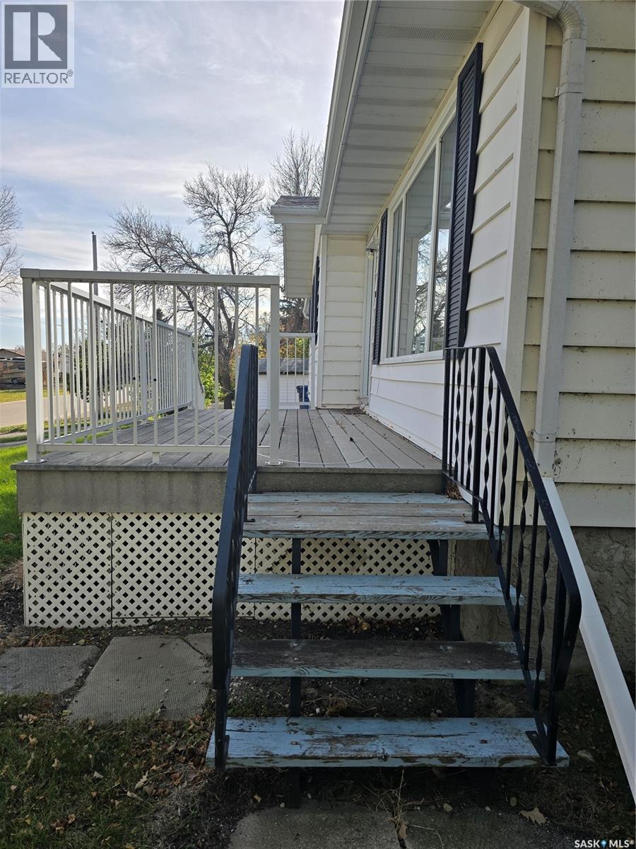 280 9th Avenue, Broadview, Saskatchewan  S0G 0K0 - Photo 65 - SK051935