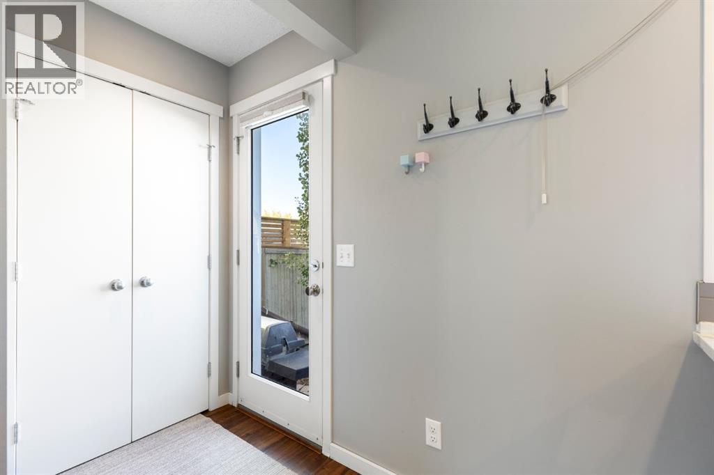 42 Copperpond Place SE, Calgary, Alberta T2Z 0L6 - Photo 17 - A2349905