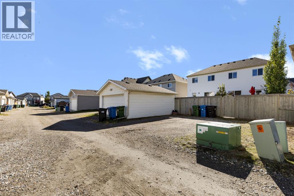 42 Copperpond Place SE, Calgary, Alberta T2Z 0L6 - Photo 36 - A2349905