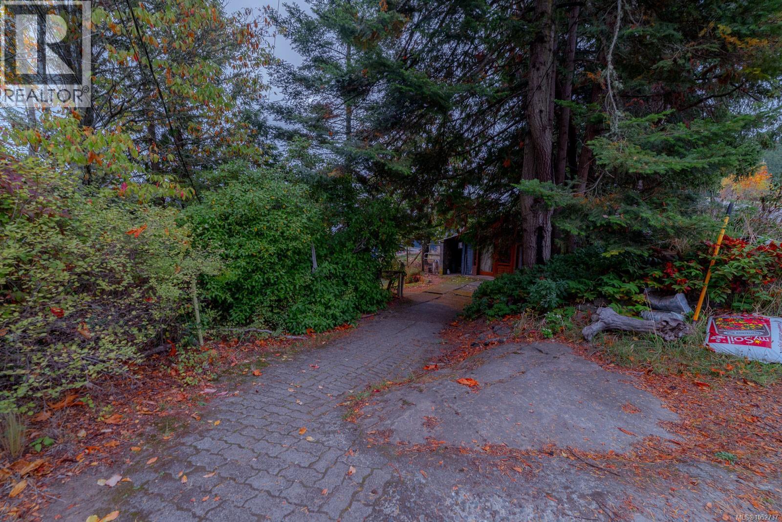 2560 Pylades Dr