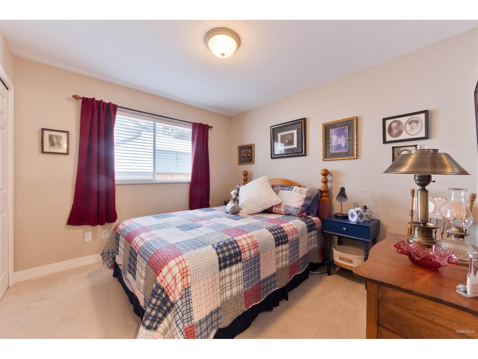 15089 19a Avenue, Surrey, British Columbia  V4A 7G8 - Photo 14 - R3178622