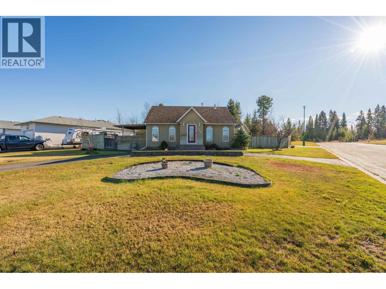 5716 Bearspaw Crescent, Prince George, British Columbia  V2N 6P7 - Photo 1 - R3178480