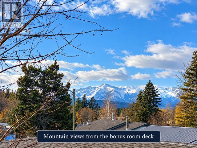 104 Mistaya Road, Hinton, Alberta  T7V 1G3 - Photo 23 - A2354669