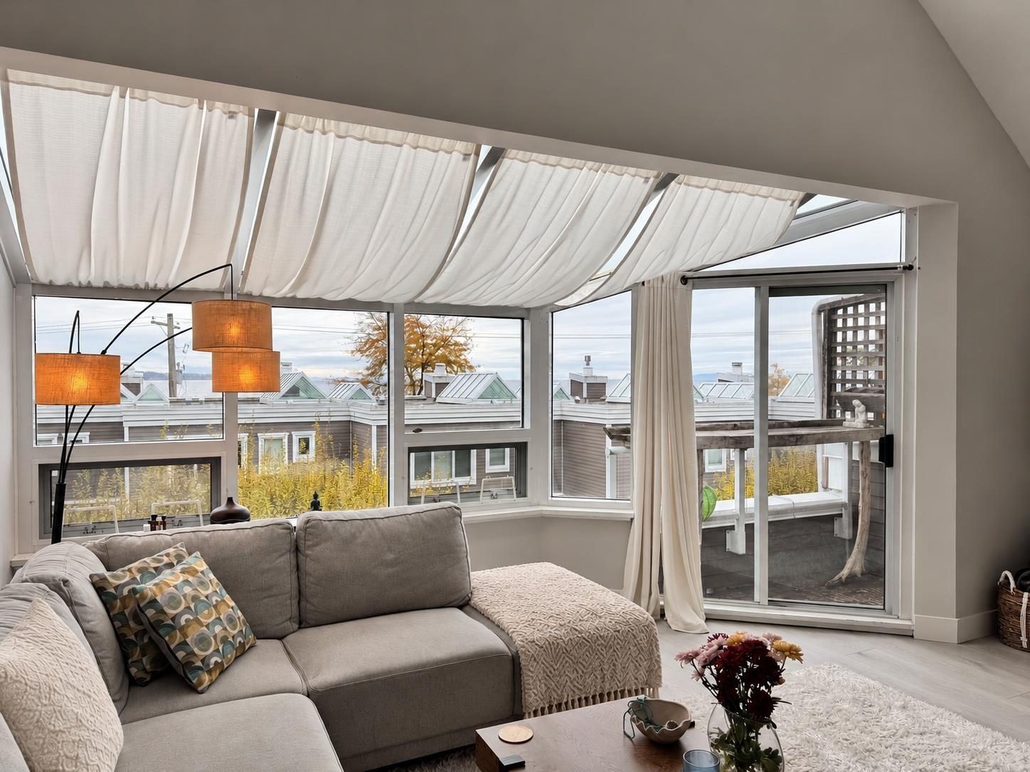14848 Beachview Avenue, White Rock, British Columbia  V4B 1N7 - Photo 3 - R3178718