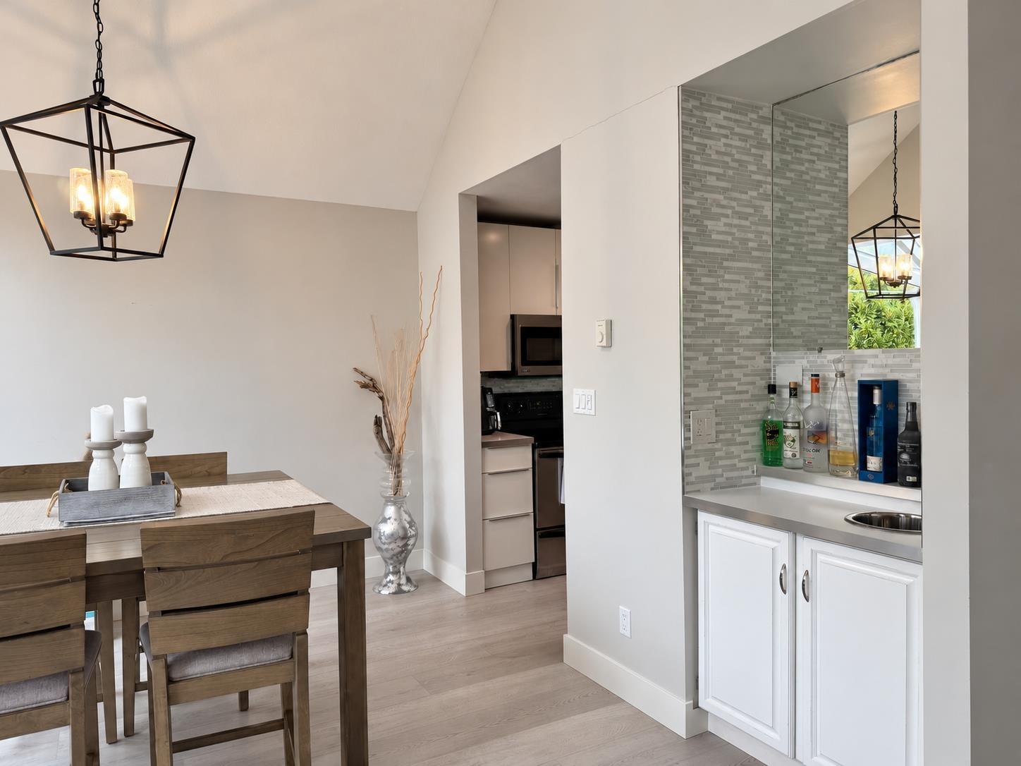 14848 Beachview Avenue, White Rock, British Columbia  V4B 1N7 - Photo 7 - R3178718