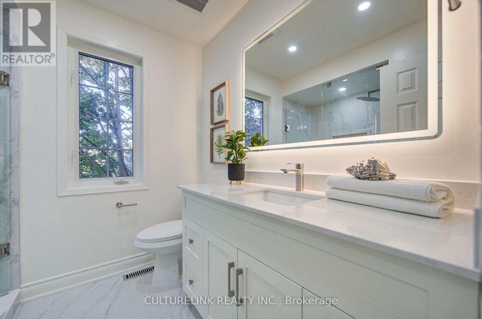2 Hartwell Place, Markham, Ontario  L6C 2K4 - Photo 23 - N14118924