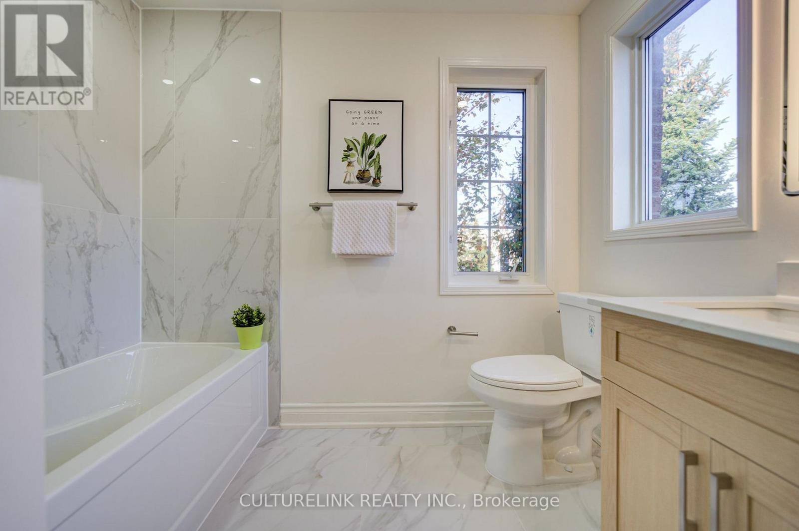 2 Hartwell Place, Markham, Ontario  L6C 2K4 - Photo 34 - N14118924
