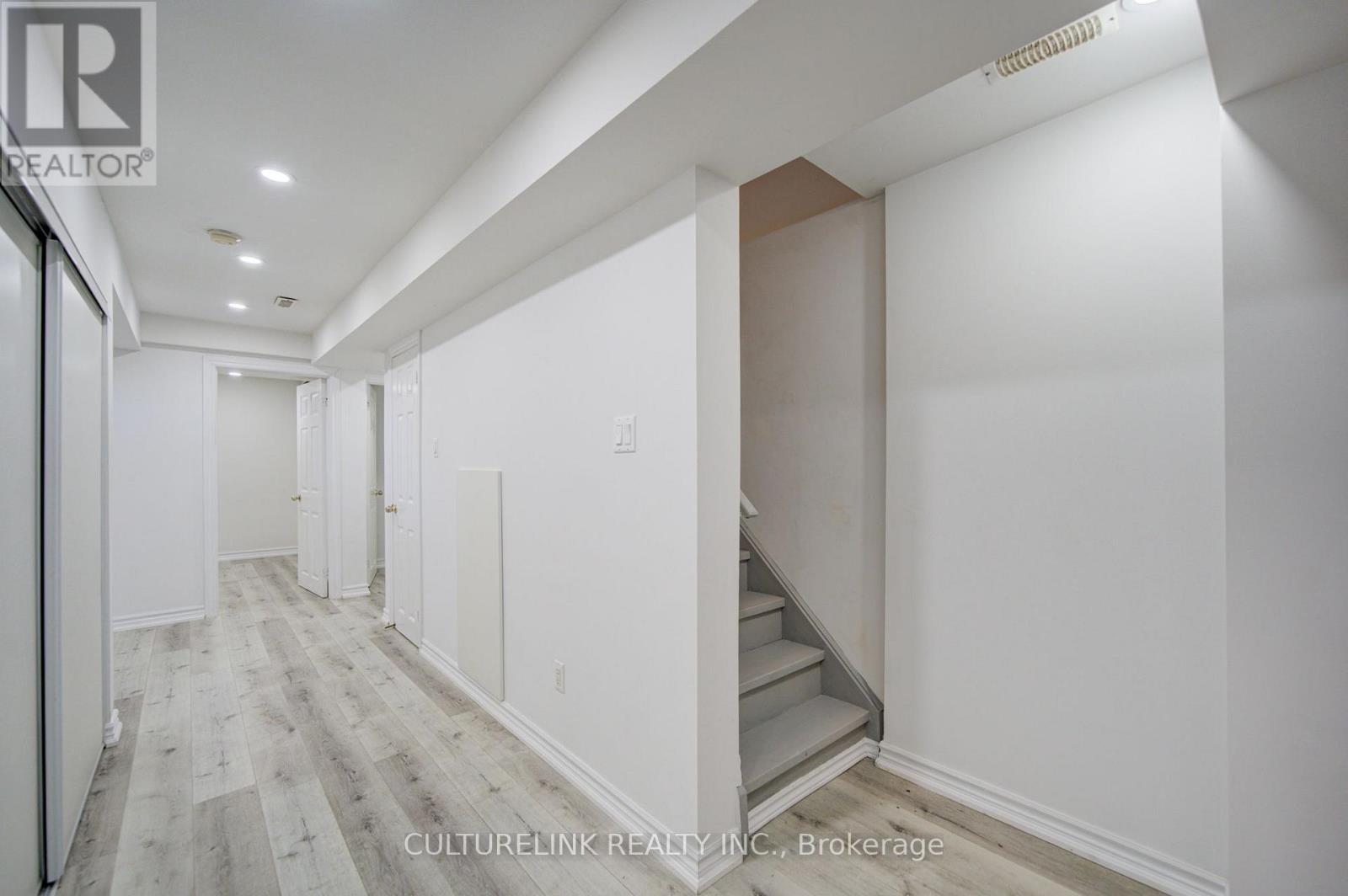 2 Hartwell Place, Markham, Ontario  L6C 2K4 - Photo 37 - N14118924