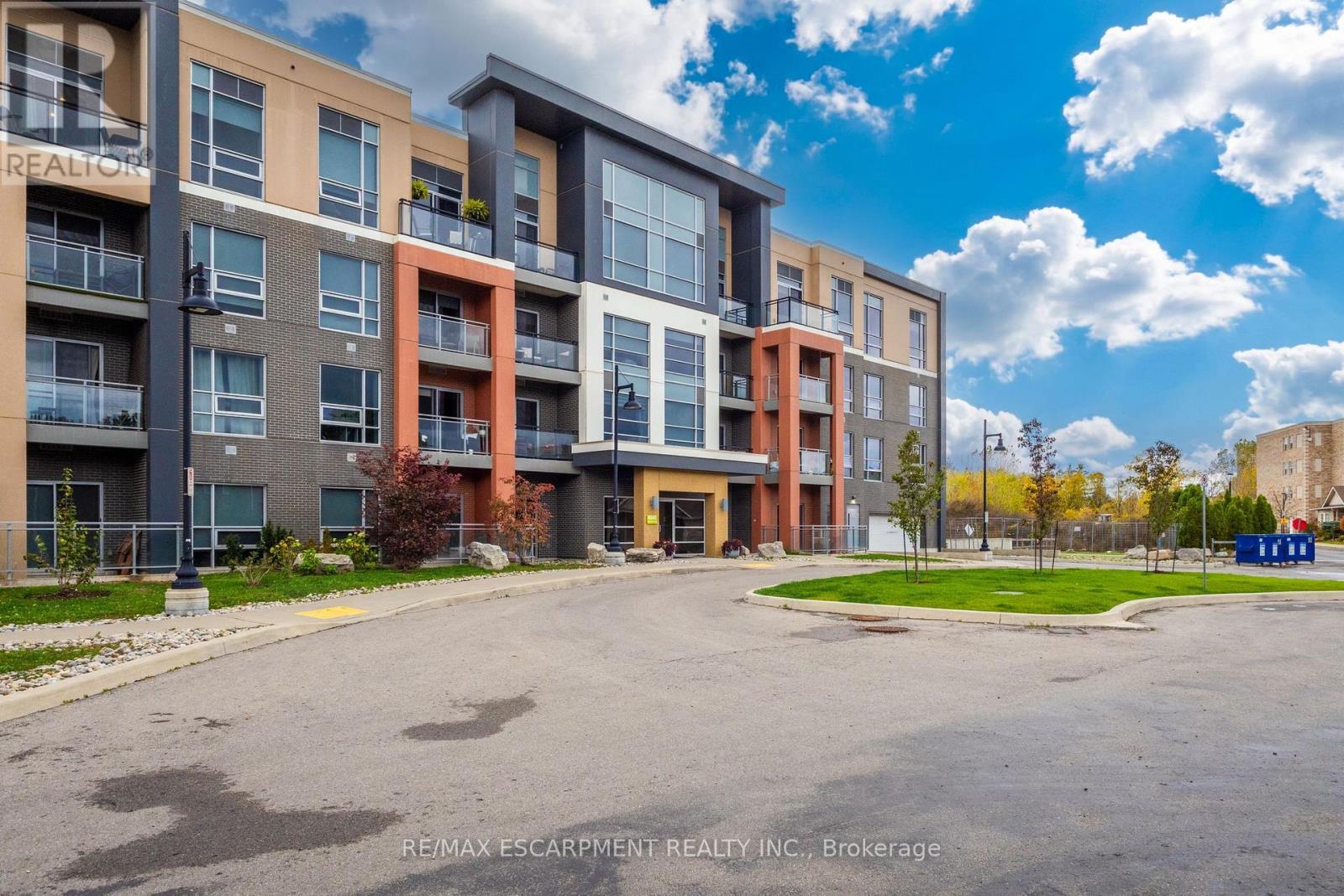 318 - 4040 UPPER MIDDLE ROAD, Burlington, Ontario
