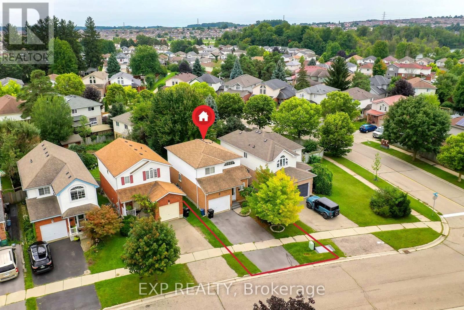 237 Grey Fox Drive, Kitchener, Ontario  N2E 3N7 - Photo 3 - X14118932