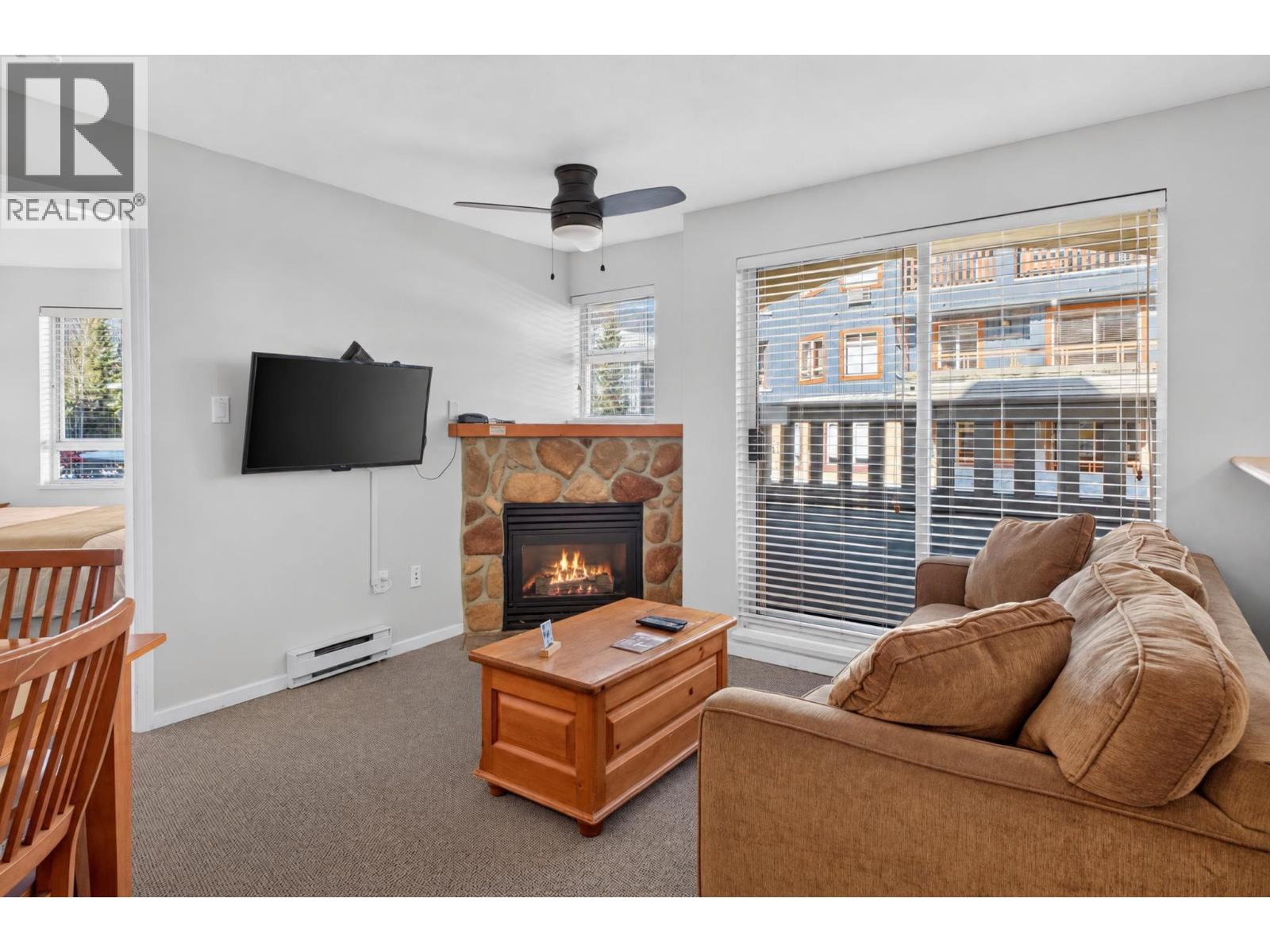 205 4314 MAIN STREET
