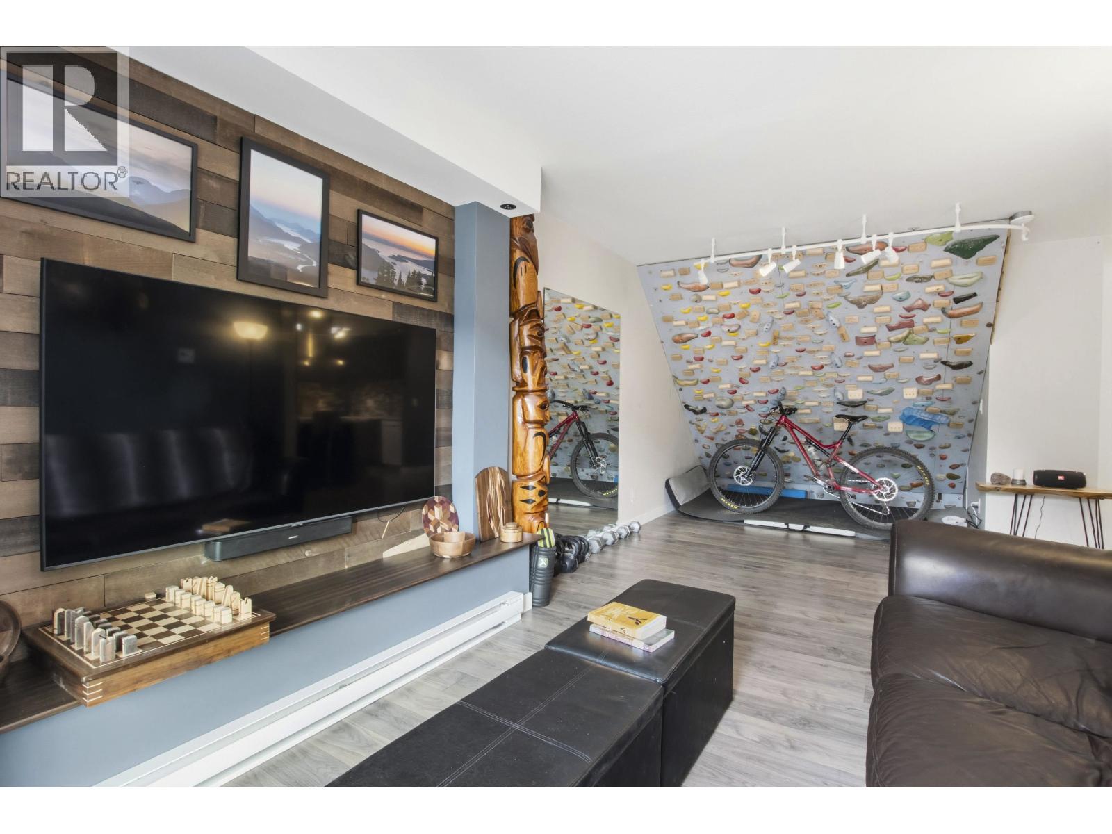 305 40160 Willow Crescent, Squamish, British Columbia  V8B 0M2 - Photo 8 - R3178549