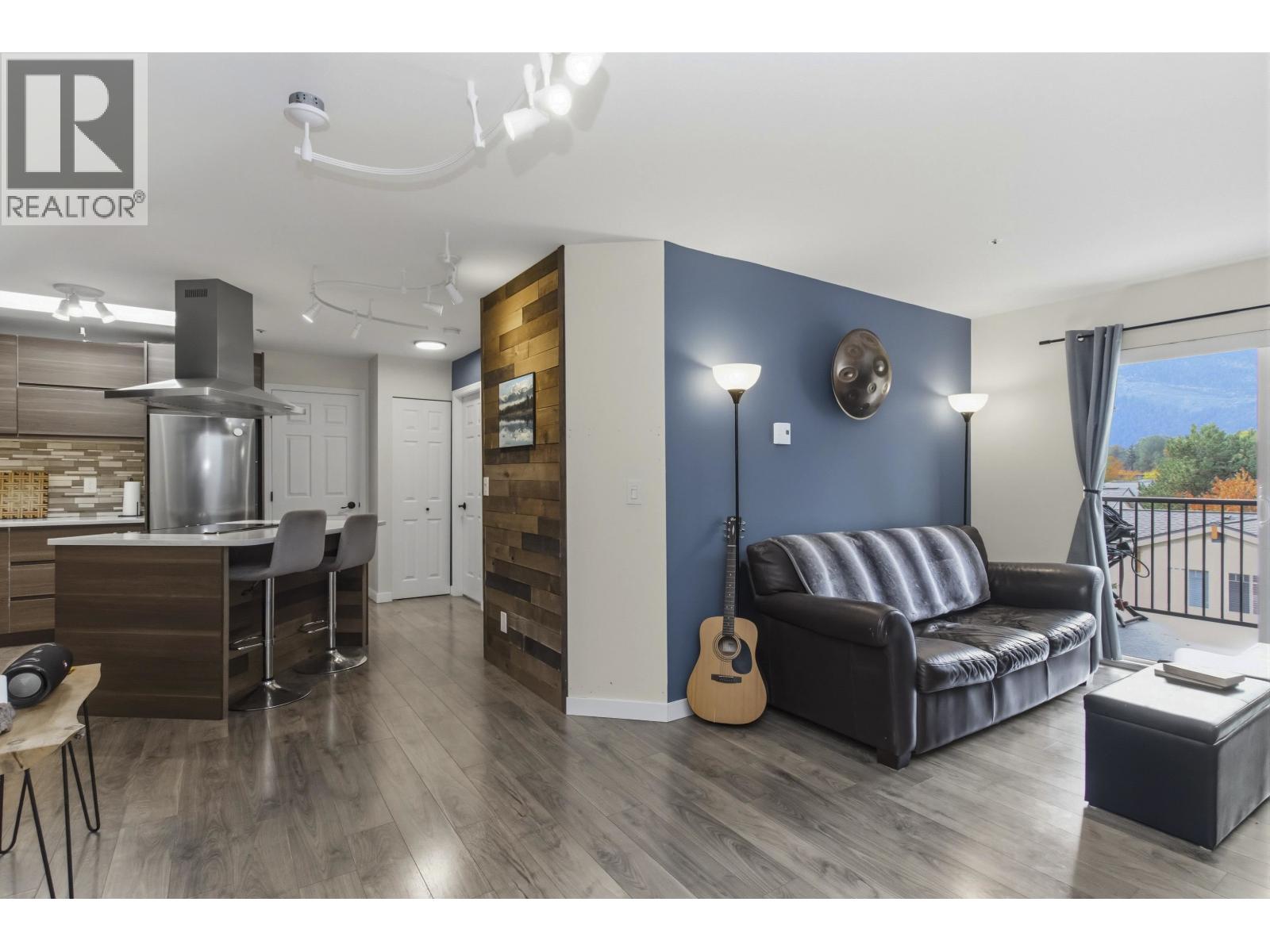 305 40160 Willow Crescent, Squamish, British Columbia  V8B 0M2 - Photo 7 - R3178549