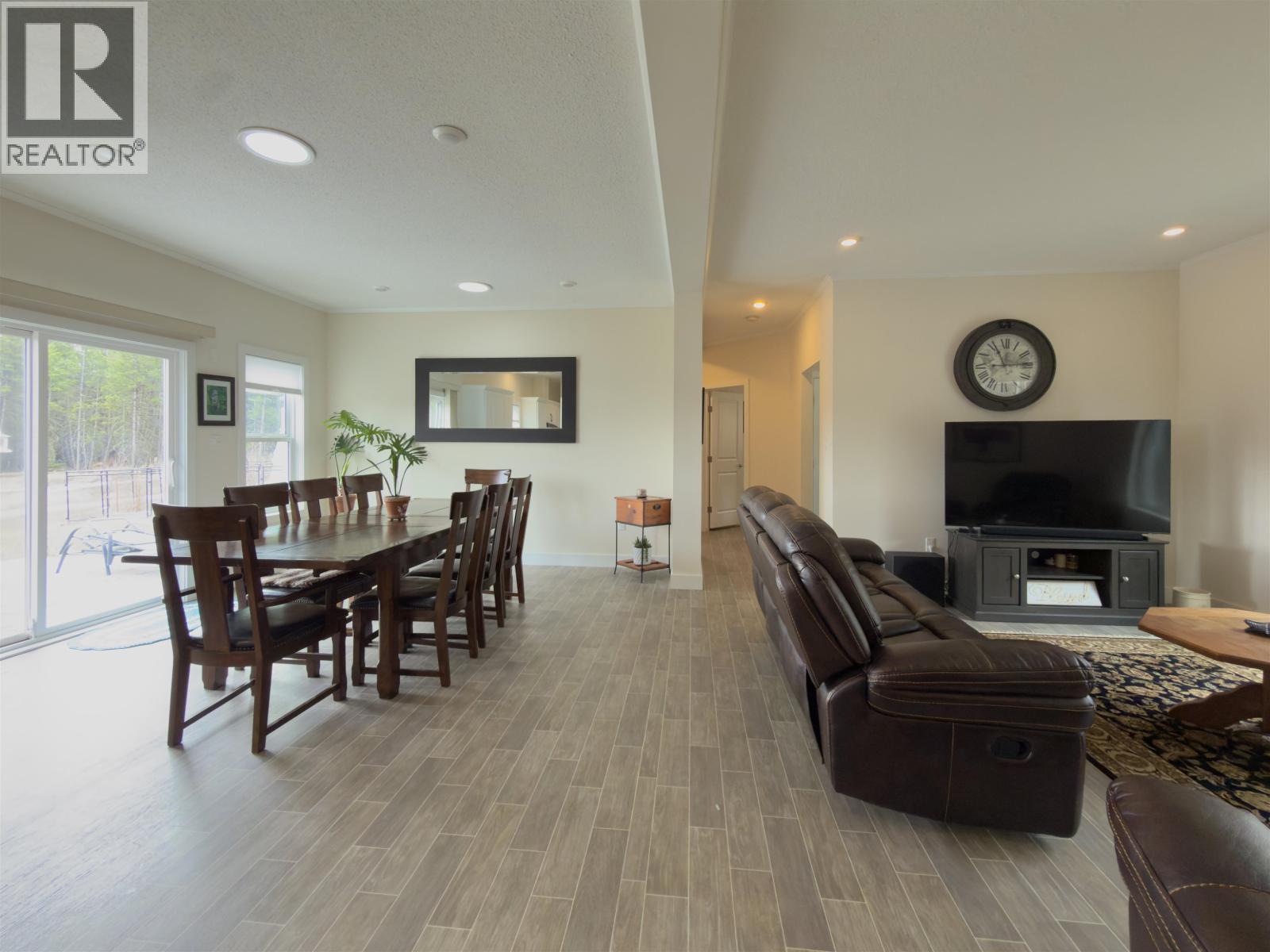 2645 MISTY CRESCENT