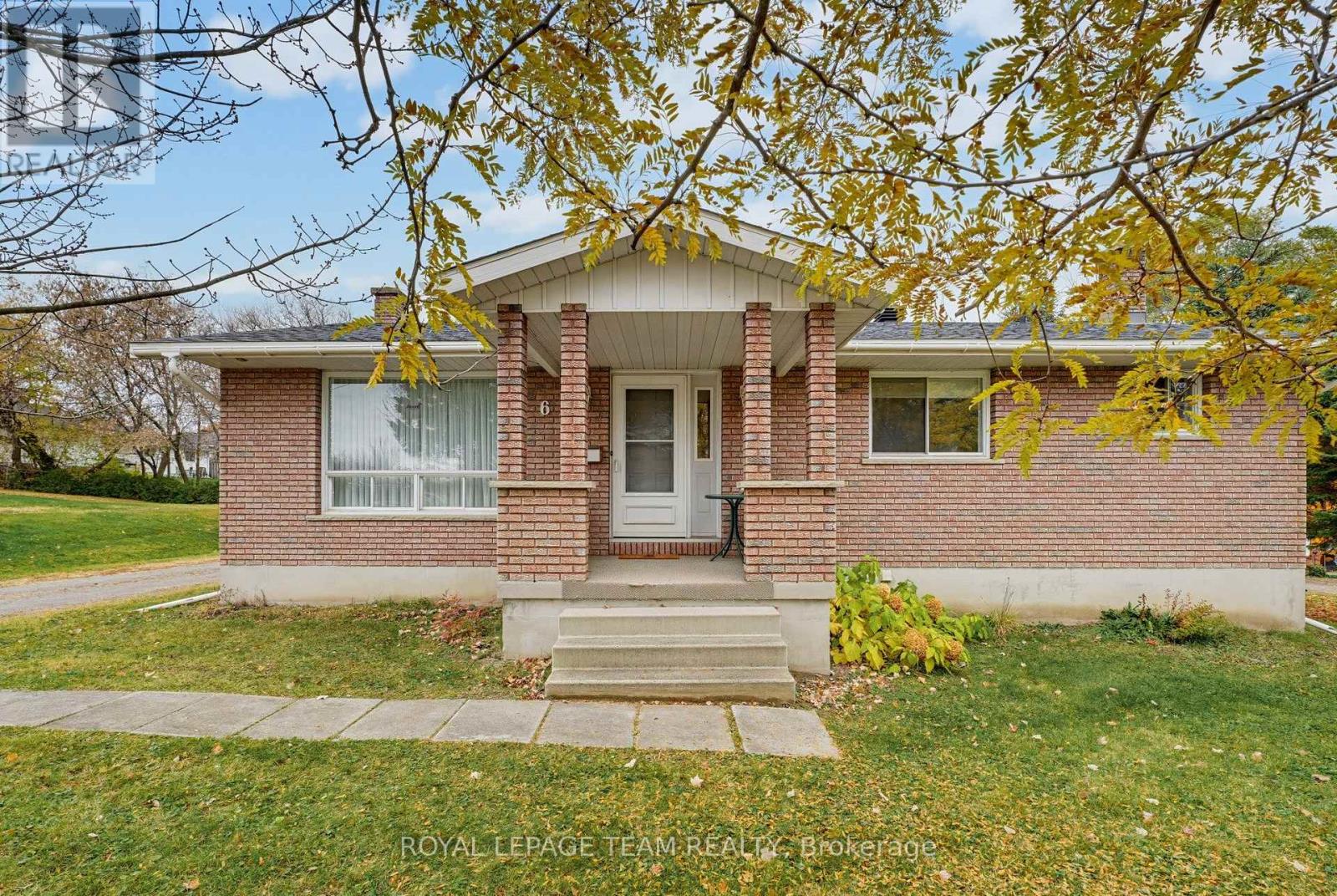 612 Elgin Street, Laurentian Valley, Ontario K8A 4H2 - Photo 3 - X14090282