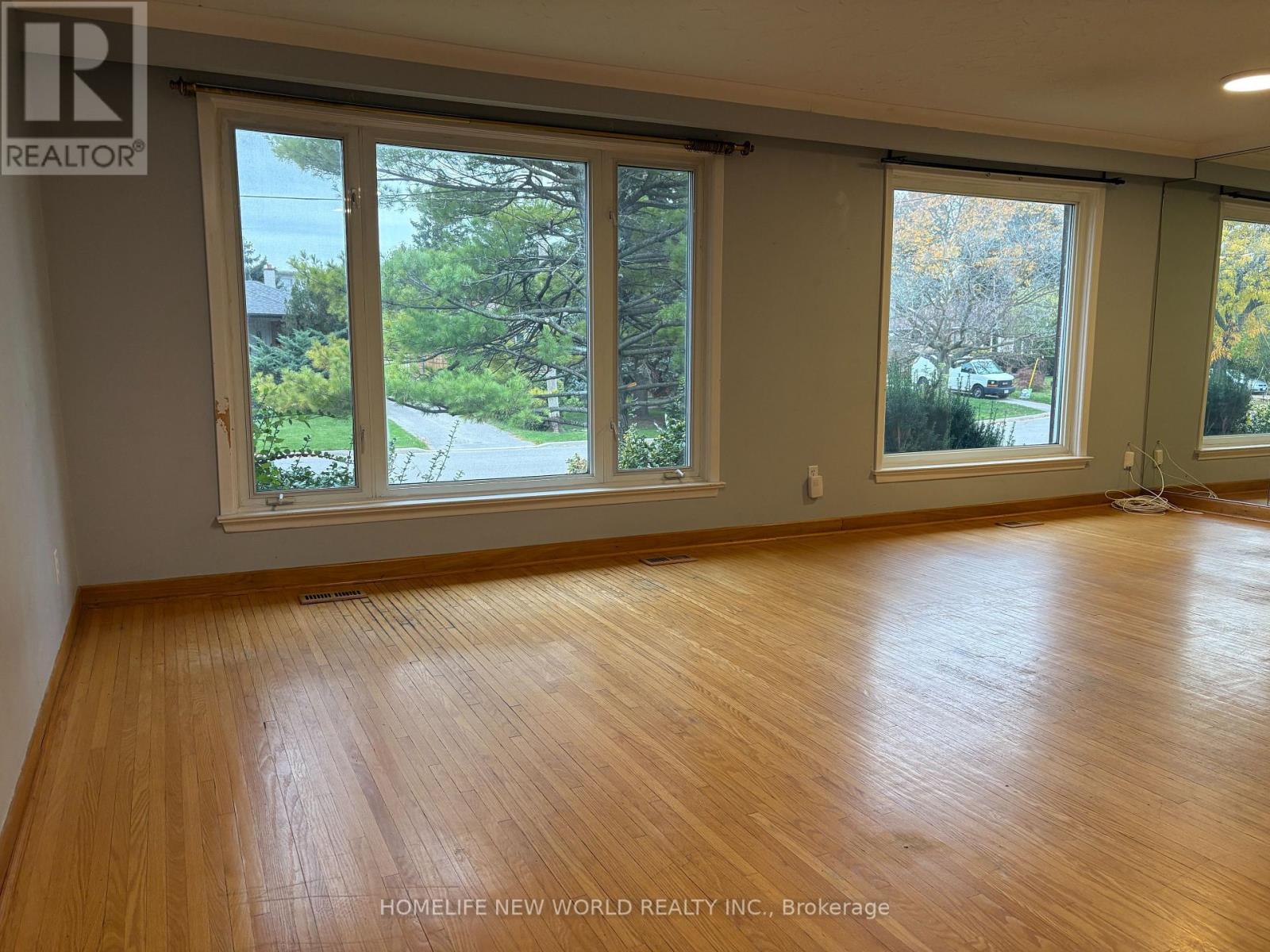 18 Coral Cove Crescent, Toronto, Ontario  M3A 1G8 - Photo 3 - C13875122