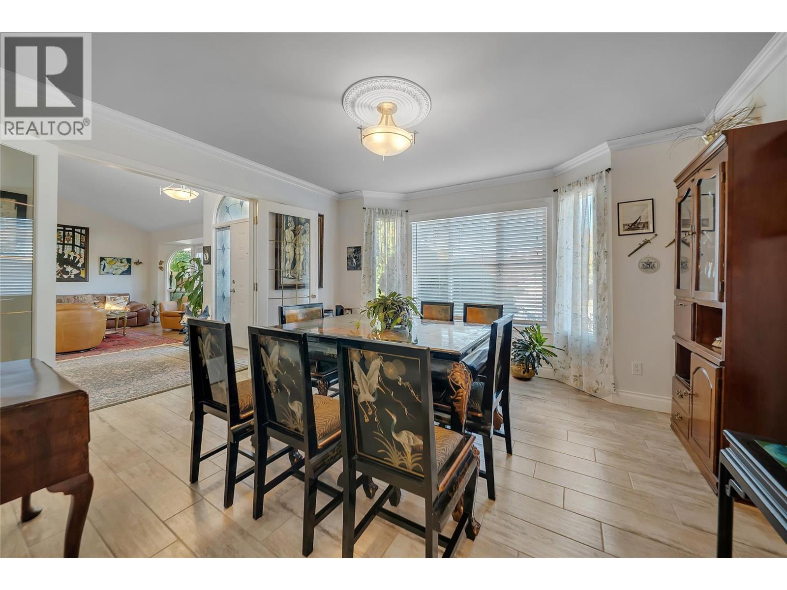 437 Duke Court Kelowna, BC V1W3A2_16