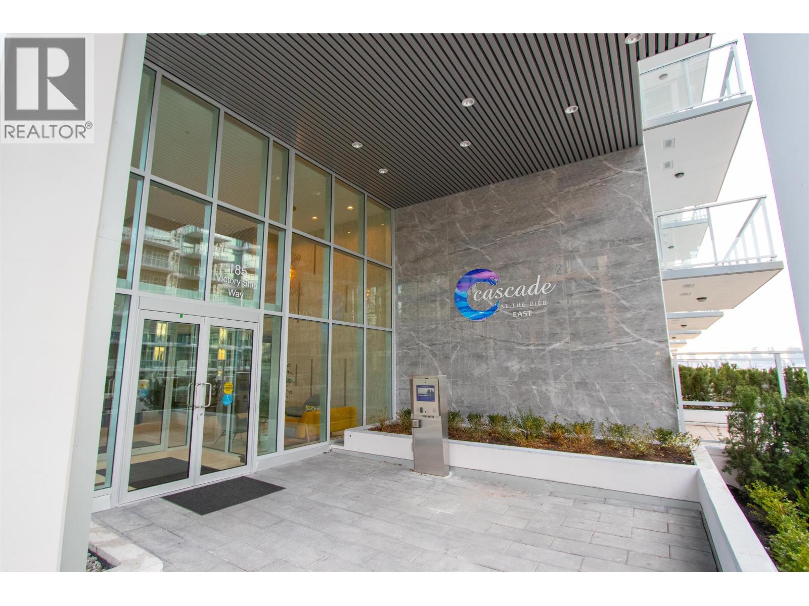 211 185 Victory Ship Way, North Vancouver, British Columbia  V7L 0B2 - Photo 2 - R3178725