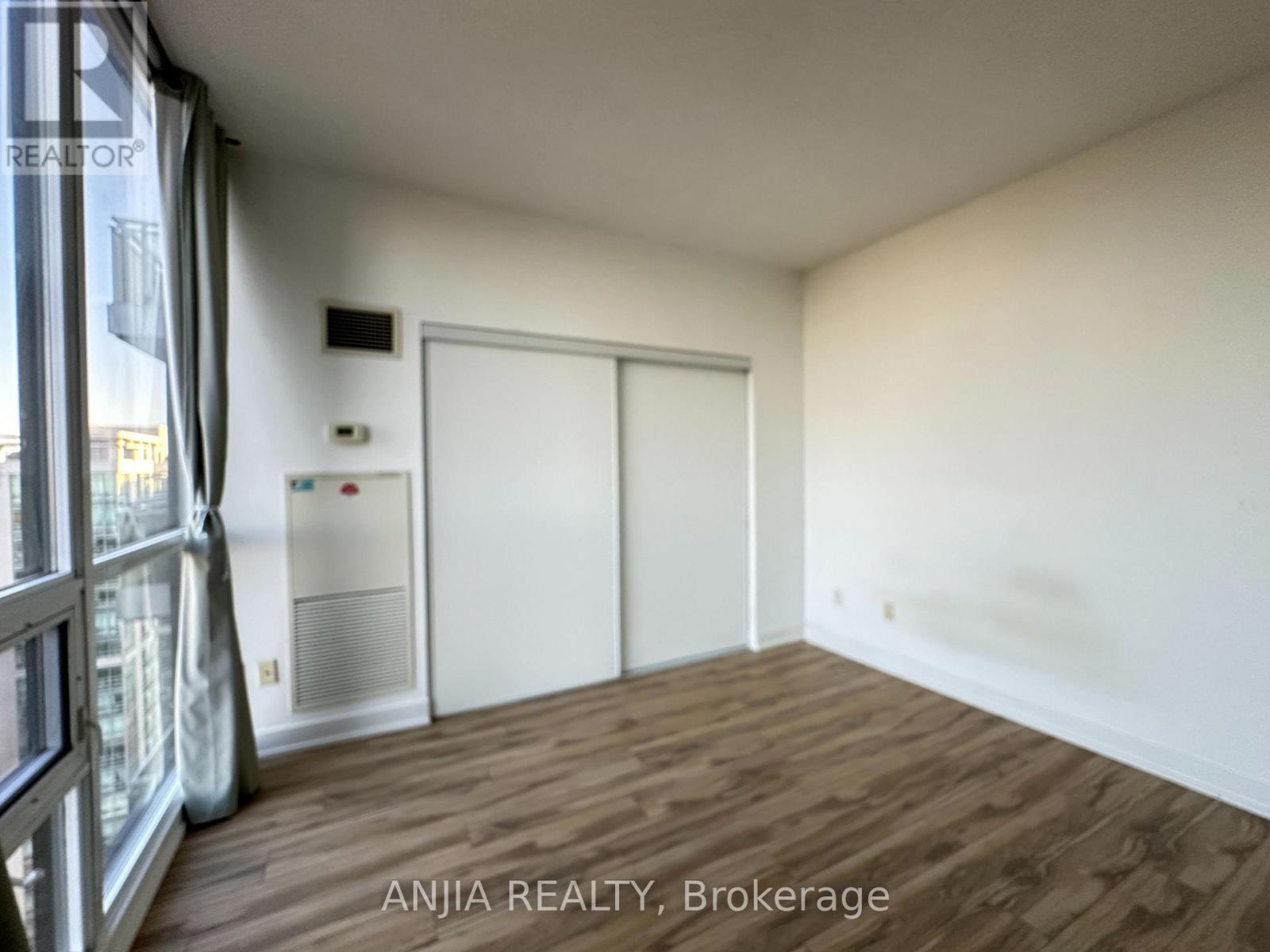 2406 - 23 Sheppard Avenue E, Toronto, Ontario  M2N 0C8 - Photo 5 - C13865202