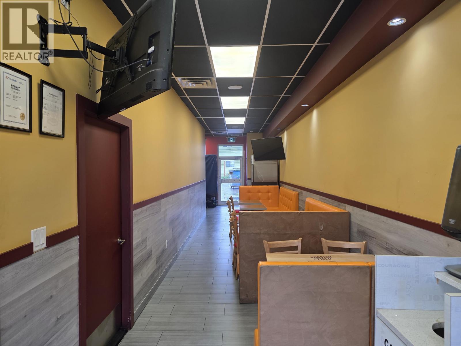 5933 Hastings Street, Burnaby, British Columbia  V5B 1R7 - Photo 13 - C8083093