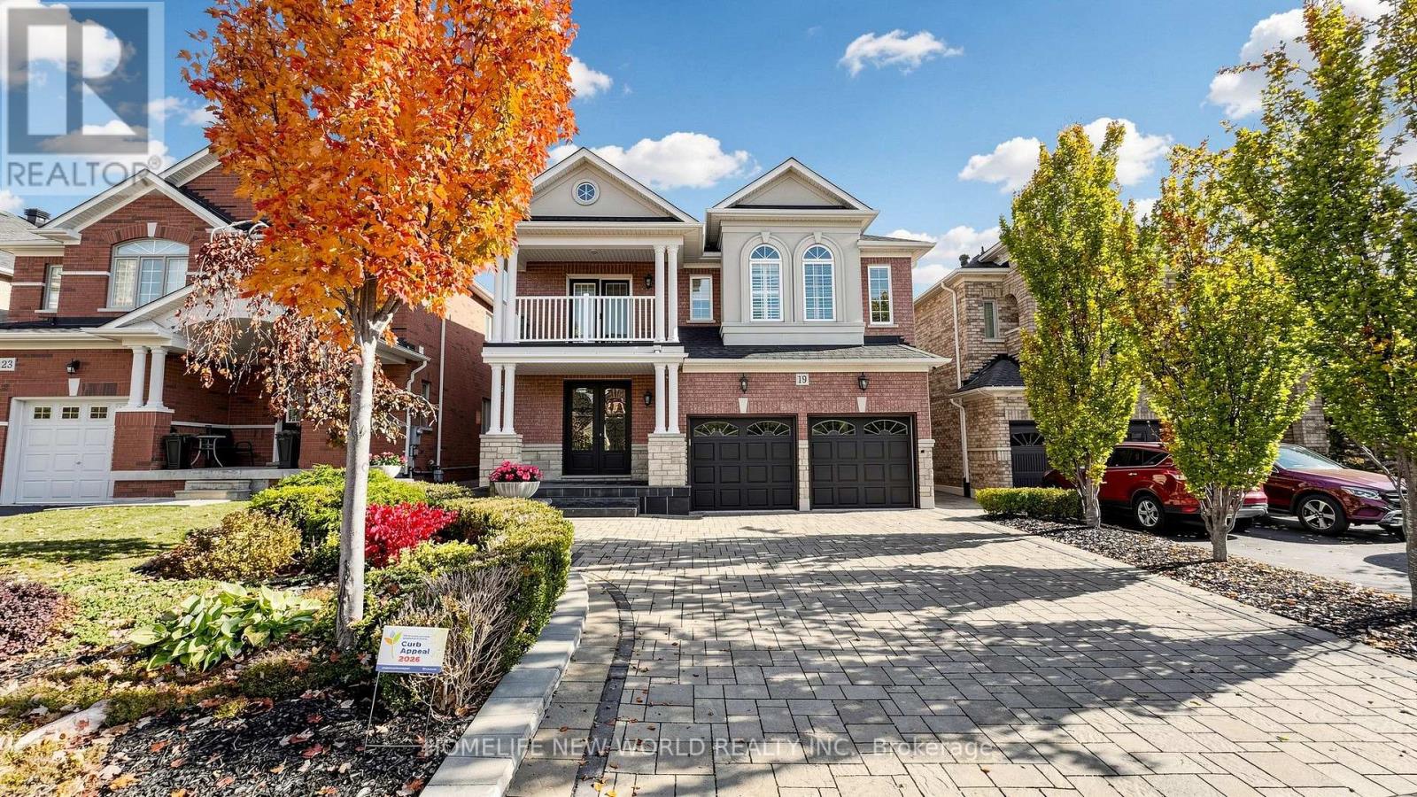 19 Featherwood Drive, Vaughan, Ontario  L6A 0S3 - Photo 4 - N14116610