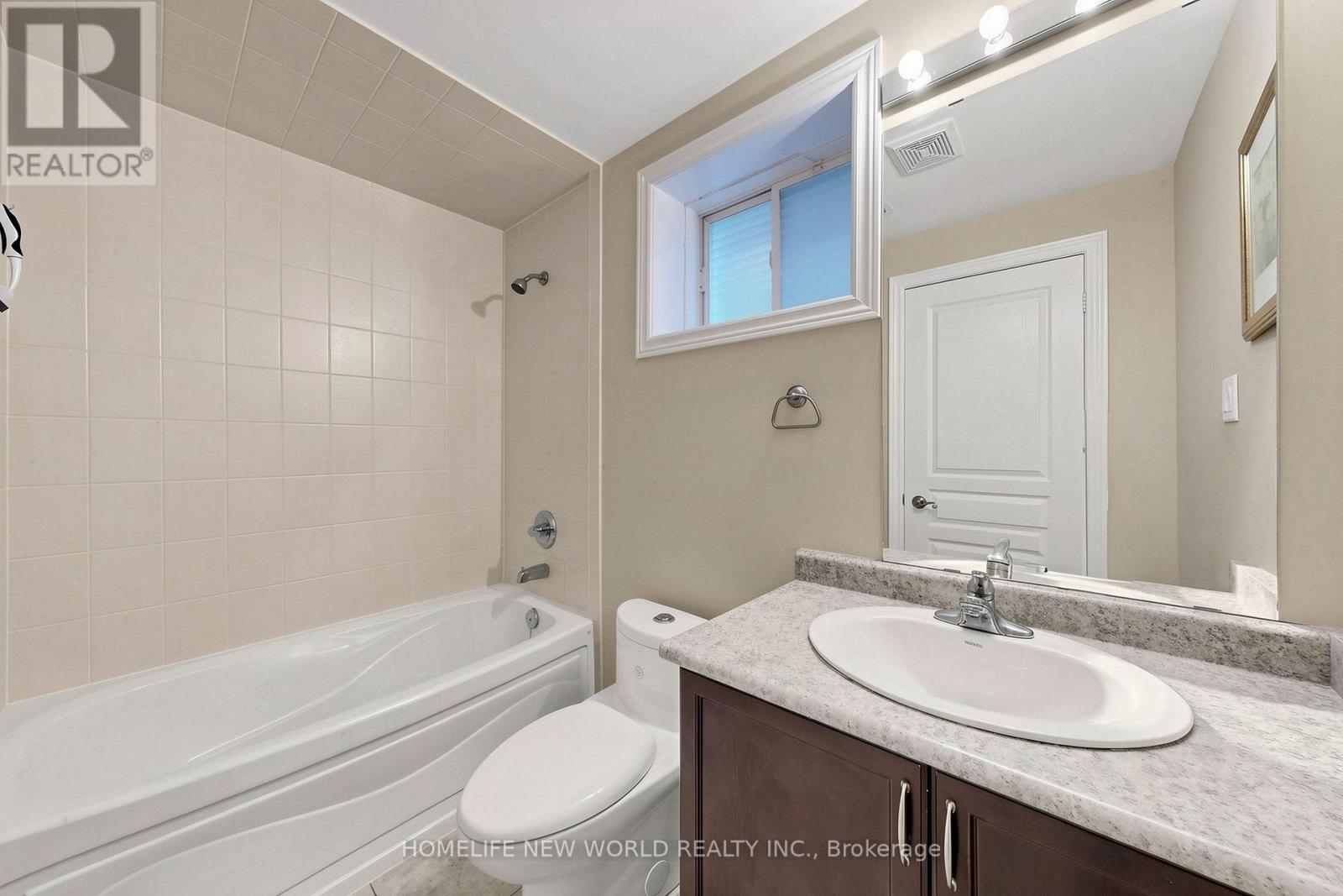 19 Featherwood Drive, Vaughan, Ontario  L6A 0S3 - Photo 42 - N14116610