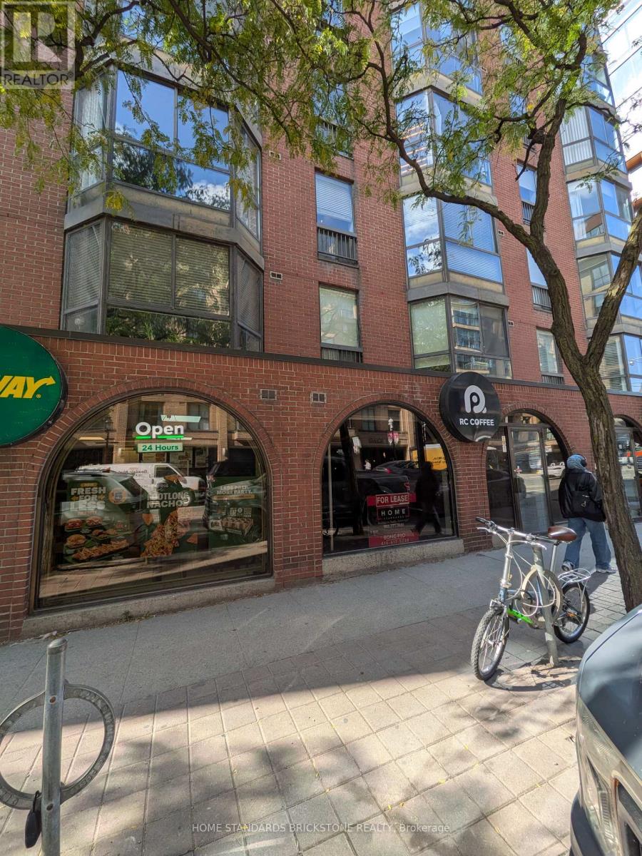 36 Church Street, Toronto, Ontario  M5E 1R9 - Photo 3 - C14119066