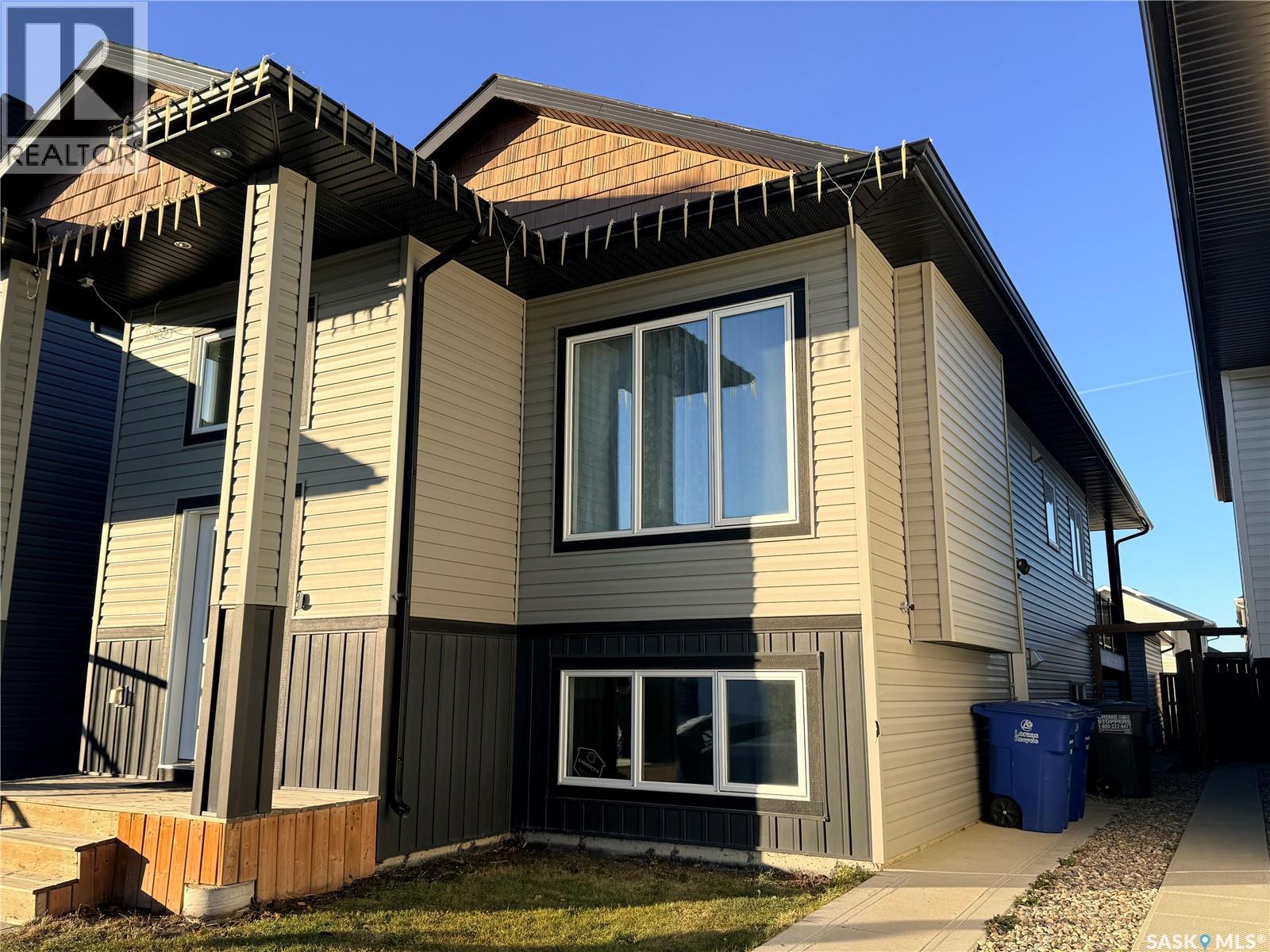263 Thakur Street, Saskatoon, Saskatchewan  S7W 1C5 - Photo 2 - SK052035