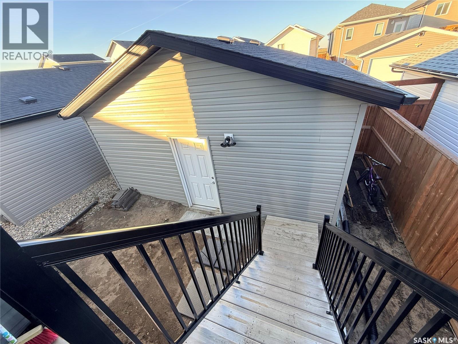 263 Thakur Street, Saskatoon, Saskatchewan  S7W 1C5 - Photo 41 - SK052035