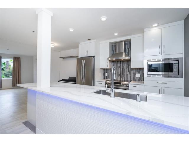 1119 VIDAL STREET, white rock, British Columbia