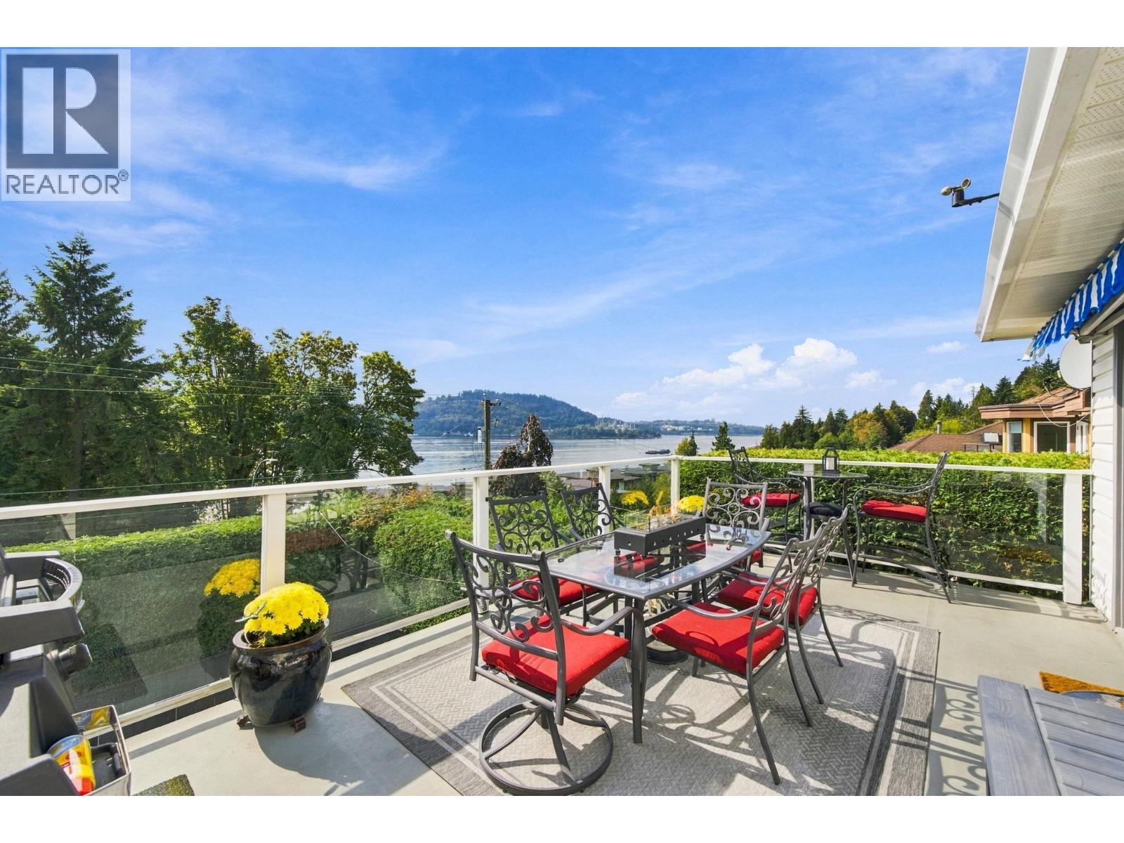 3950 Sparrow Lane, North Vancouver, British Columbia  V7G 2M8 - Photo 34 - R3178547