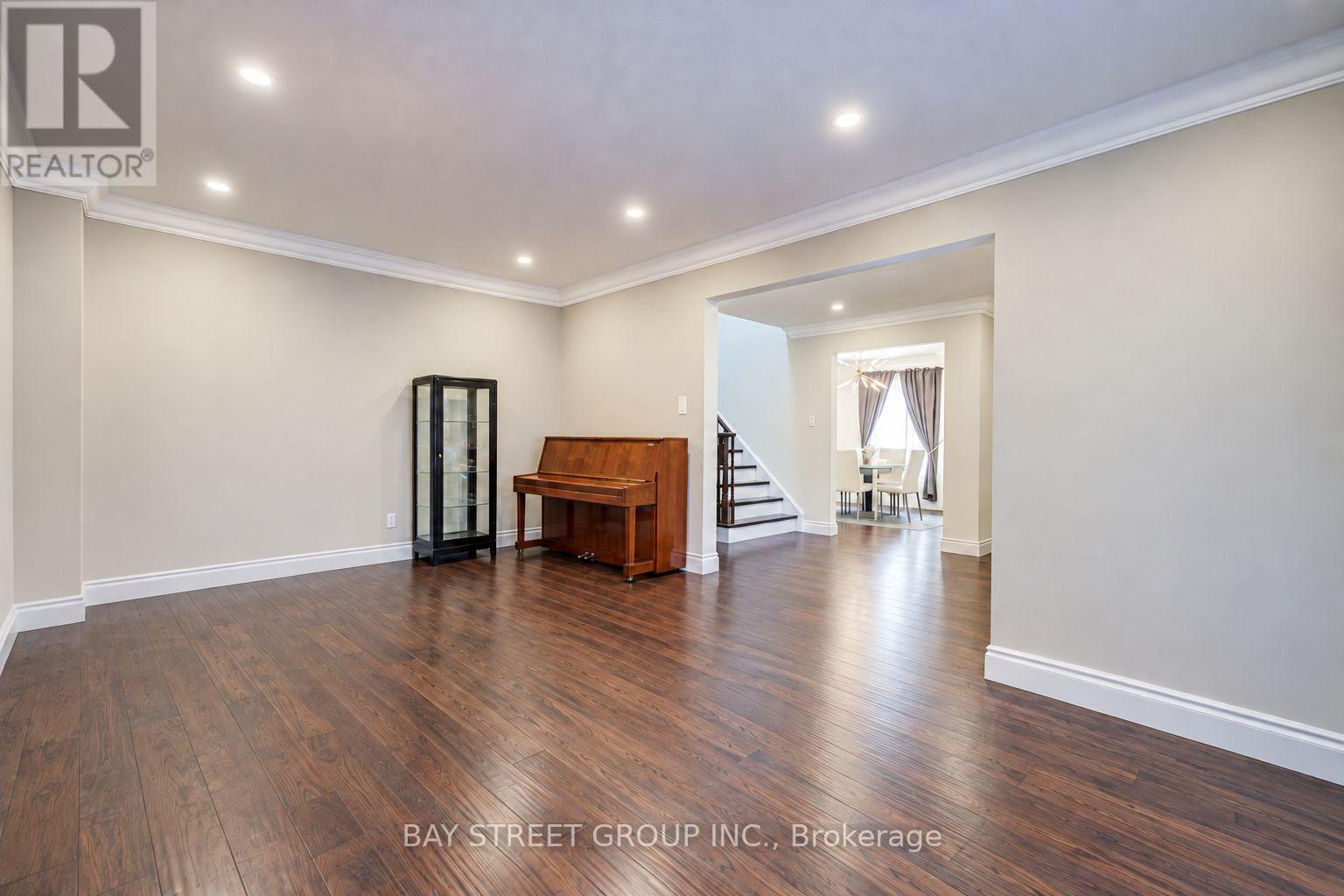212 Hollingham Road, Markham, Ontario  L3R 8K3 - Photo 3 - N14110882