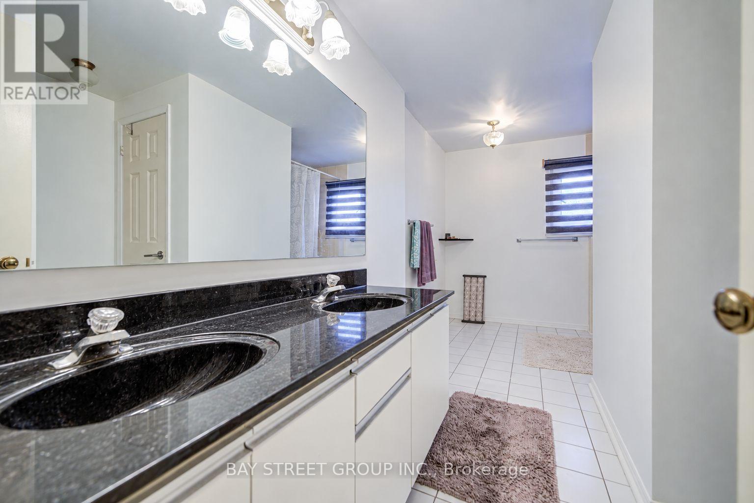 212 Hollingham Road, Markham, Ontario  L3R 8K3 - Photo 42 - N14110882