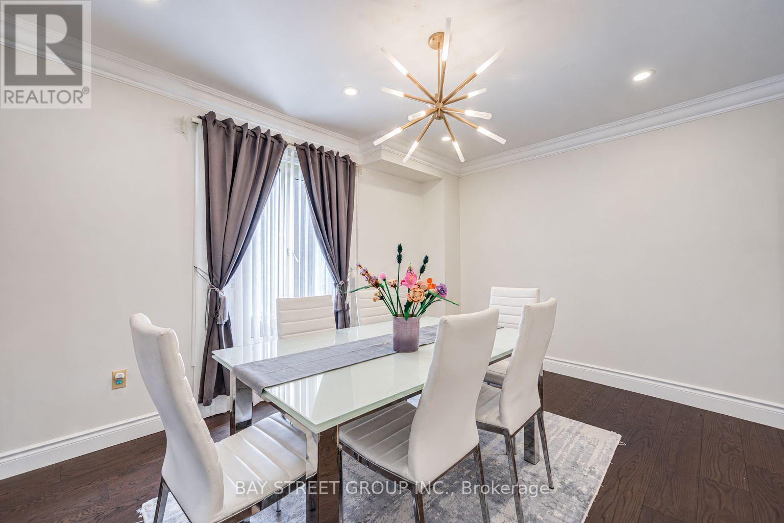 212 Hollingham Road, Markham, Ontario  L3R 8K3 - Photo 6 - N14110882