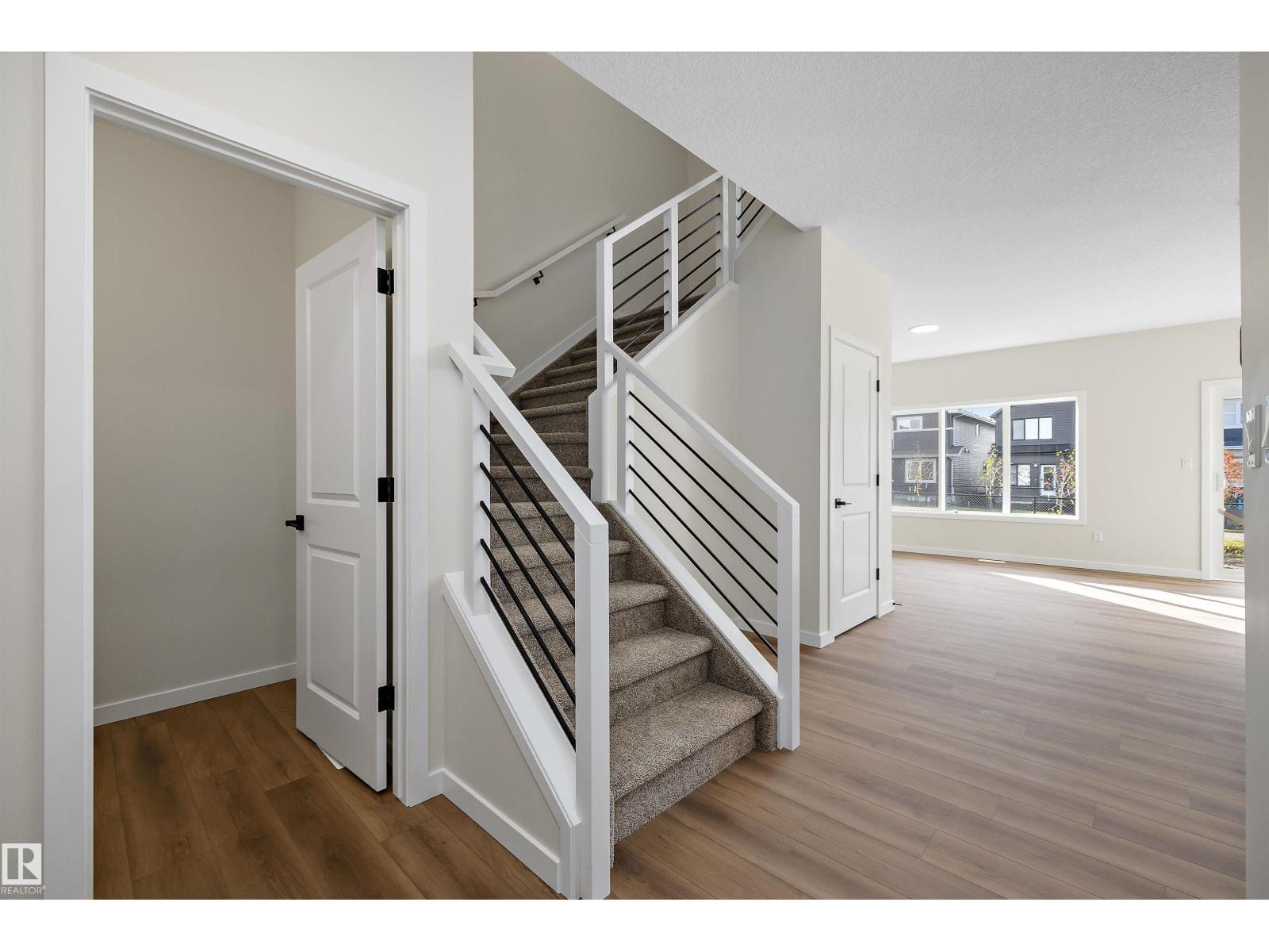 5308 Hawthorn Close Sw, Edmonton, Alberta  T6X 3N5 - Photo 7 - E4512977