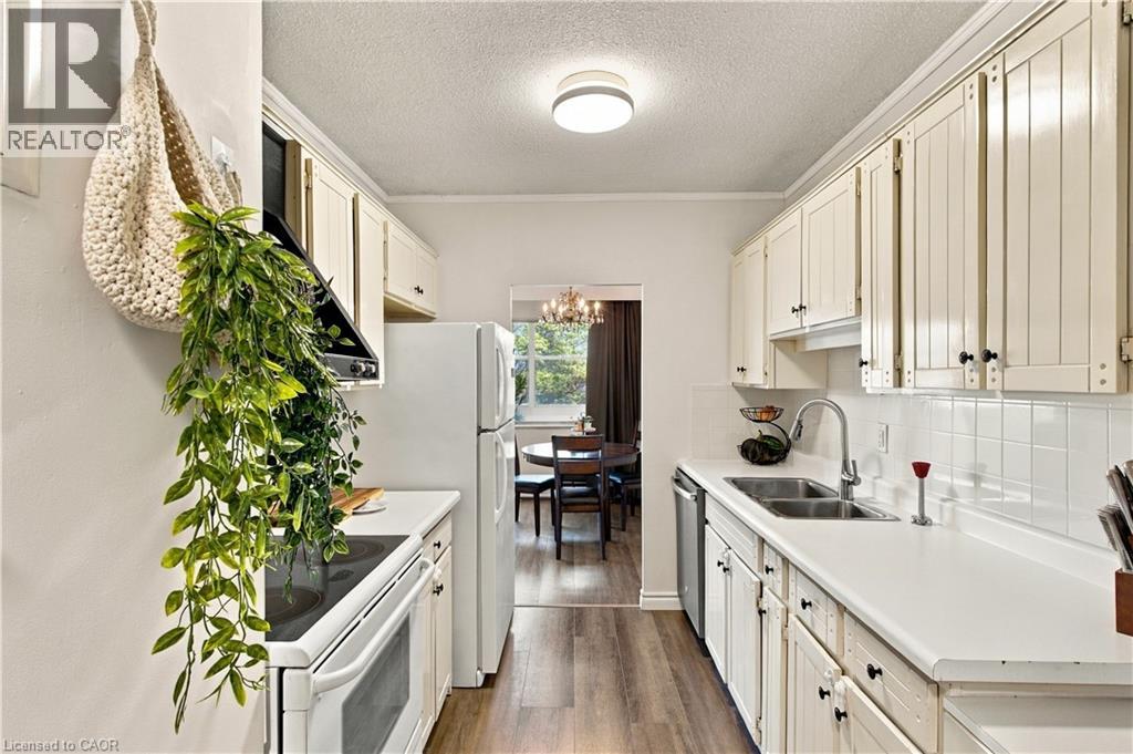 45 Westmount Road N Unit# 202, Waterloo, Ontario  N2L 2R3 - Photo 14 - 40874193