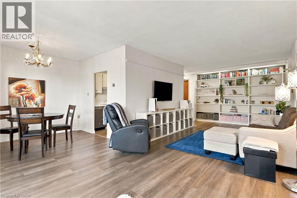 45 Westmount Road N Unit# 202, Waterloo, Ontario  N2L 2R3 - Photo 10 - 40874193