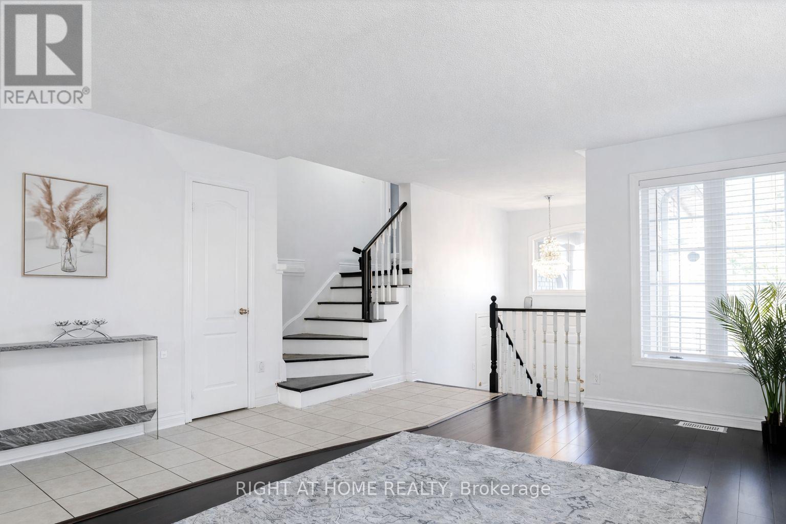 169 Dooley Crescent, Ajax, Ontario  L1T 4J7 - Photo 2 - E14119154