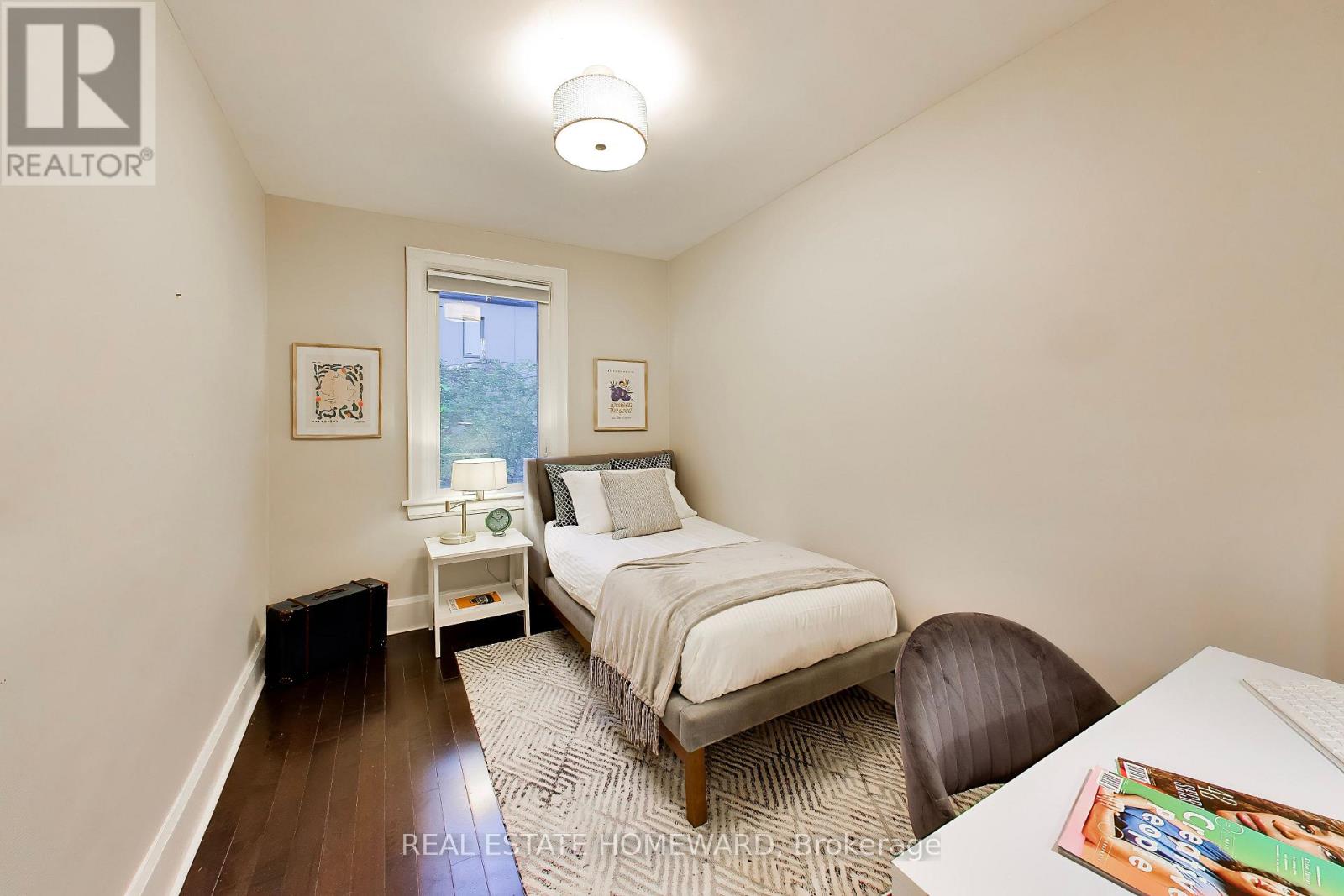 163 Glenmount Park Road, Toronto, Ontario  M4E 2E3 - Photo 17 - E14119174