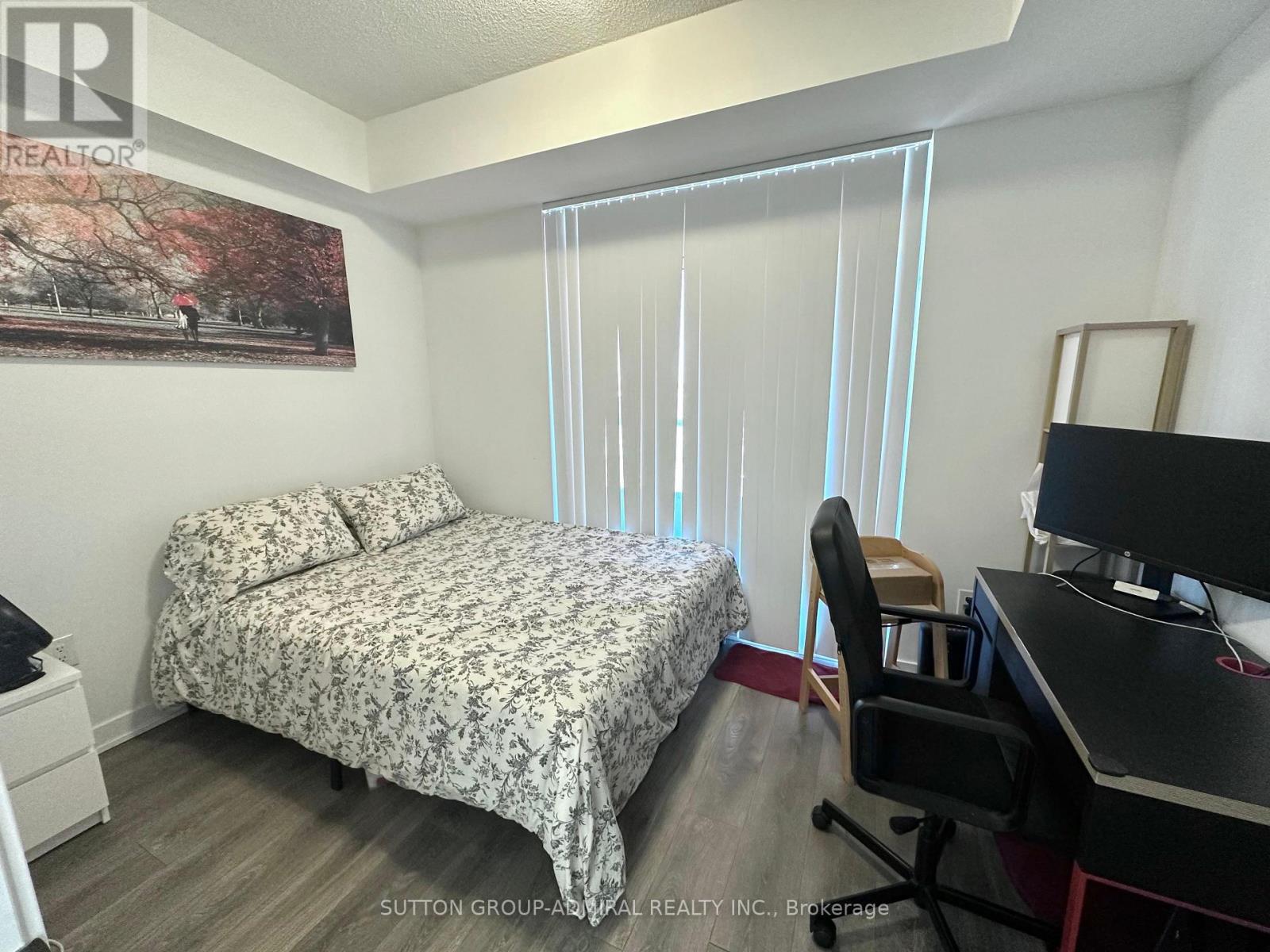 2010 - 38 Honeycrisp Crescent, Vaughan, Ontario  L4K 0M8 - Photo 4 - N14119184