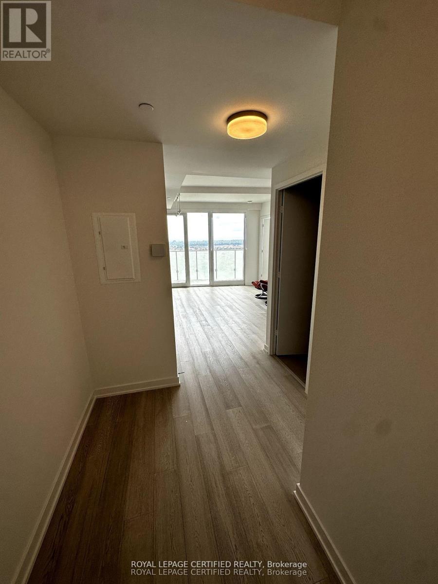 2109 - 3883 Quartz Road, Mississauga, Ontario  L6B 0M4 - Photo 2 - W14119192