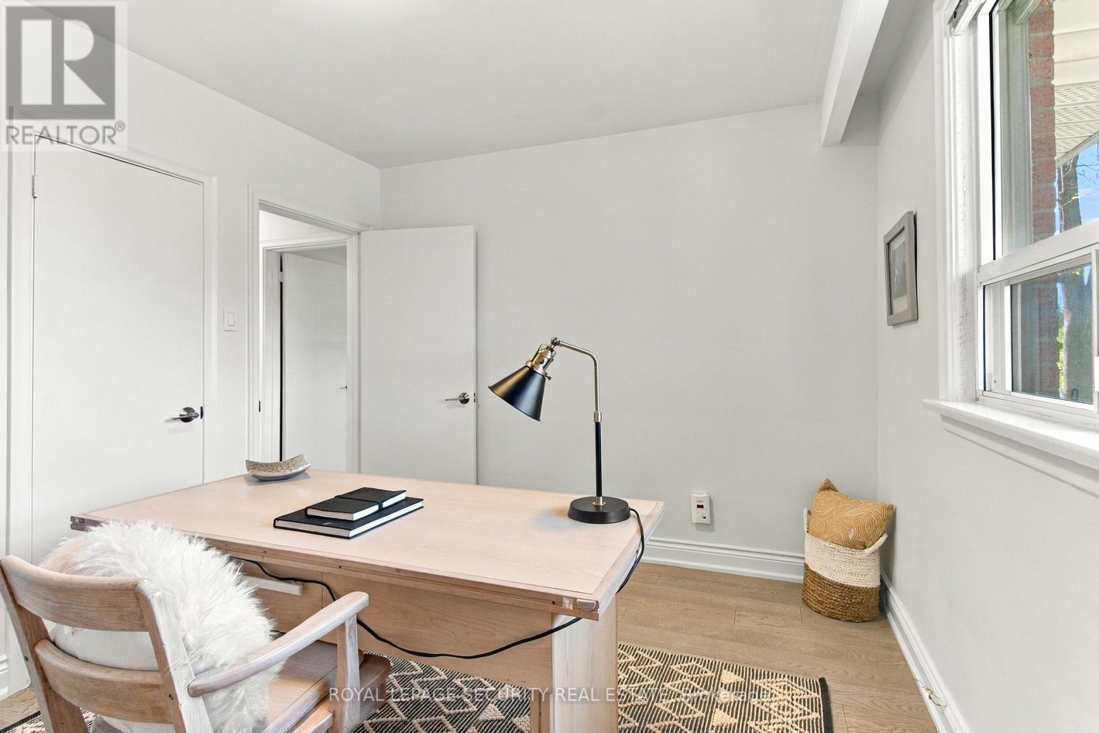 6 Tewsely Place, Toronto, Ontario  M9P 1N7 - Photo 18 - W14119196