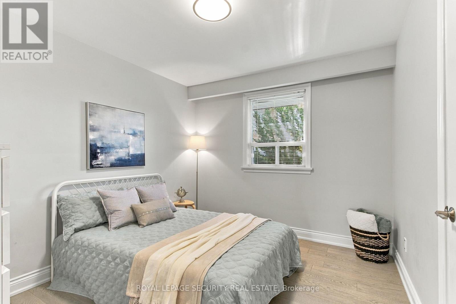 6 Tewsely Place, Toronto, Ontario  M9P 1N7 - Photo 19 - W14119196