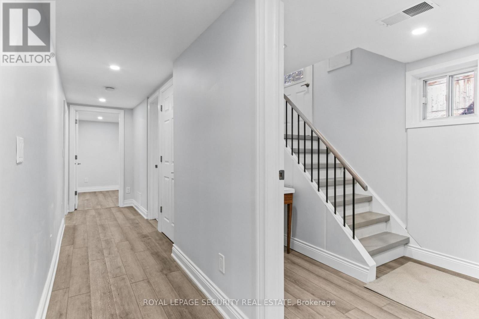 6 Tewsely Place, Toronto, Ontario  M9P 1N7 - Photo 26 - W14119196