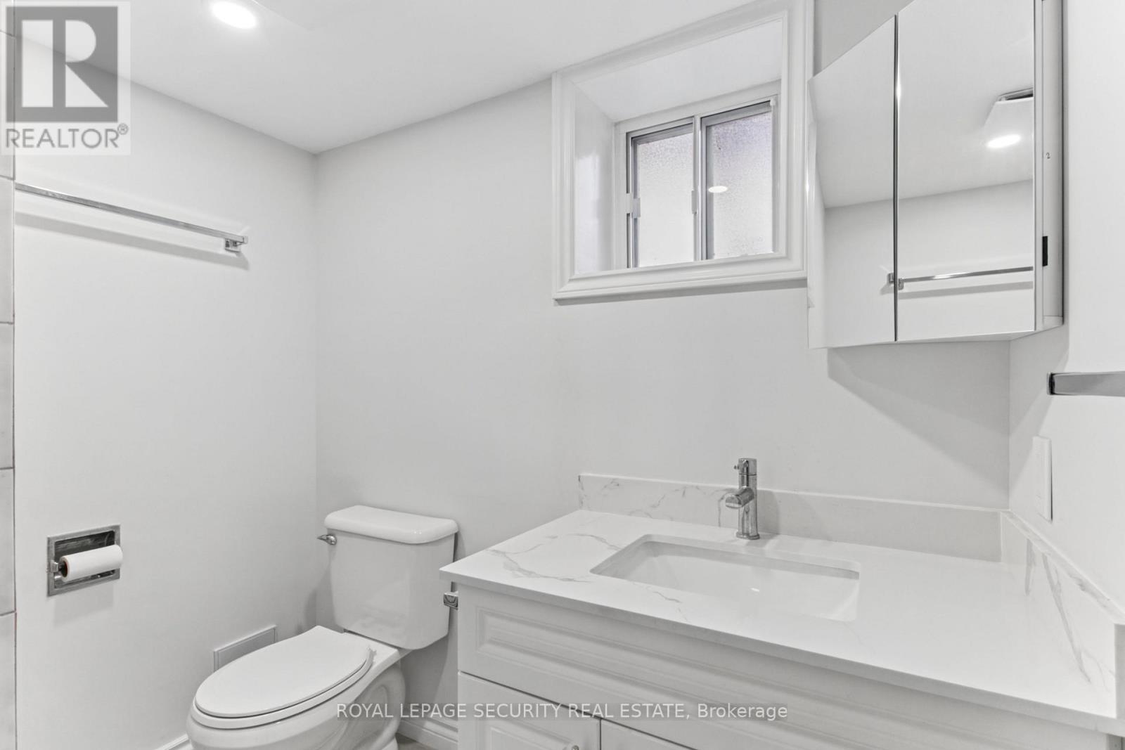 6 Tewsely Place, Toronto, Ontario  M9P 1N7 - Photo 30 - W14119196