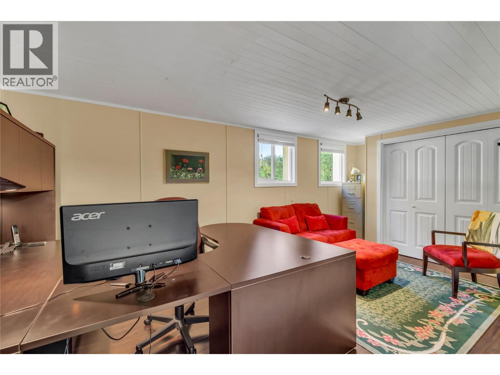 1005 West Bench Drive, Penticton, British Columbia  V2A 8Y4 - Photo 44 - 10404535