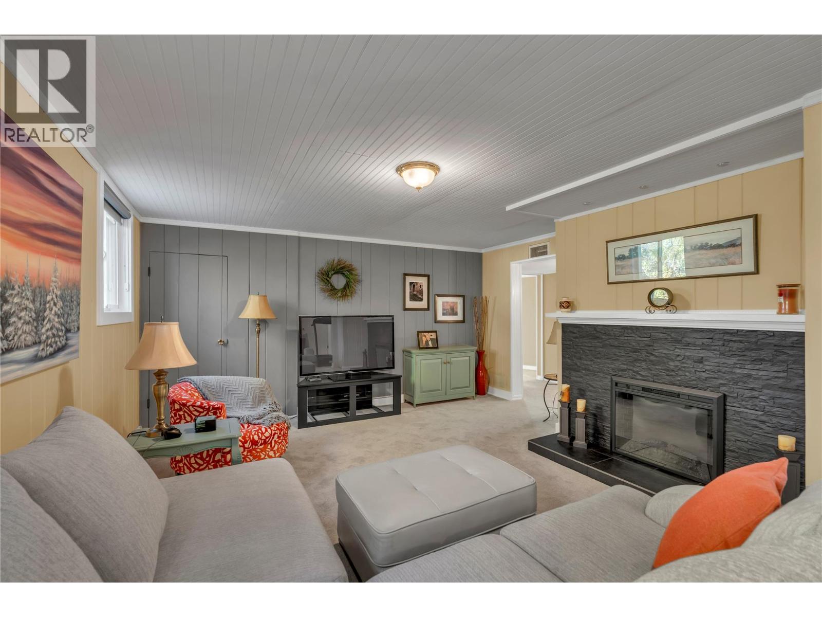 1005 West Bench Drive, Penticton, British Columbia  V2A 8Y4 - Photo 41 - 10404535