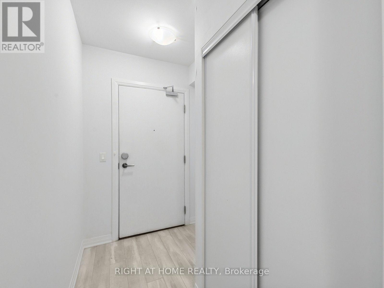 211 - 1630 Queen Street E, Toronto, Ontario  M4L 0B3 - Photo 17 - E13852034