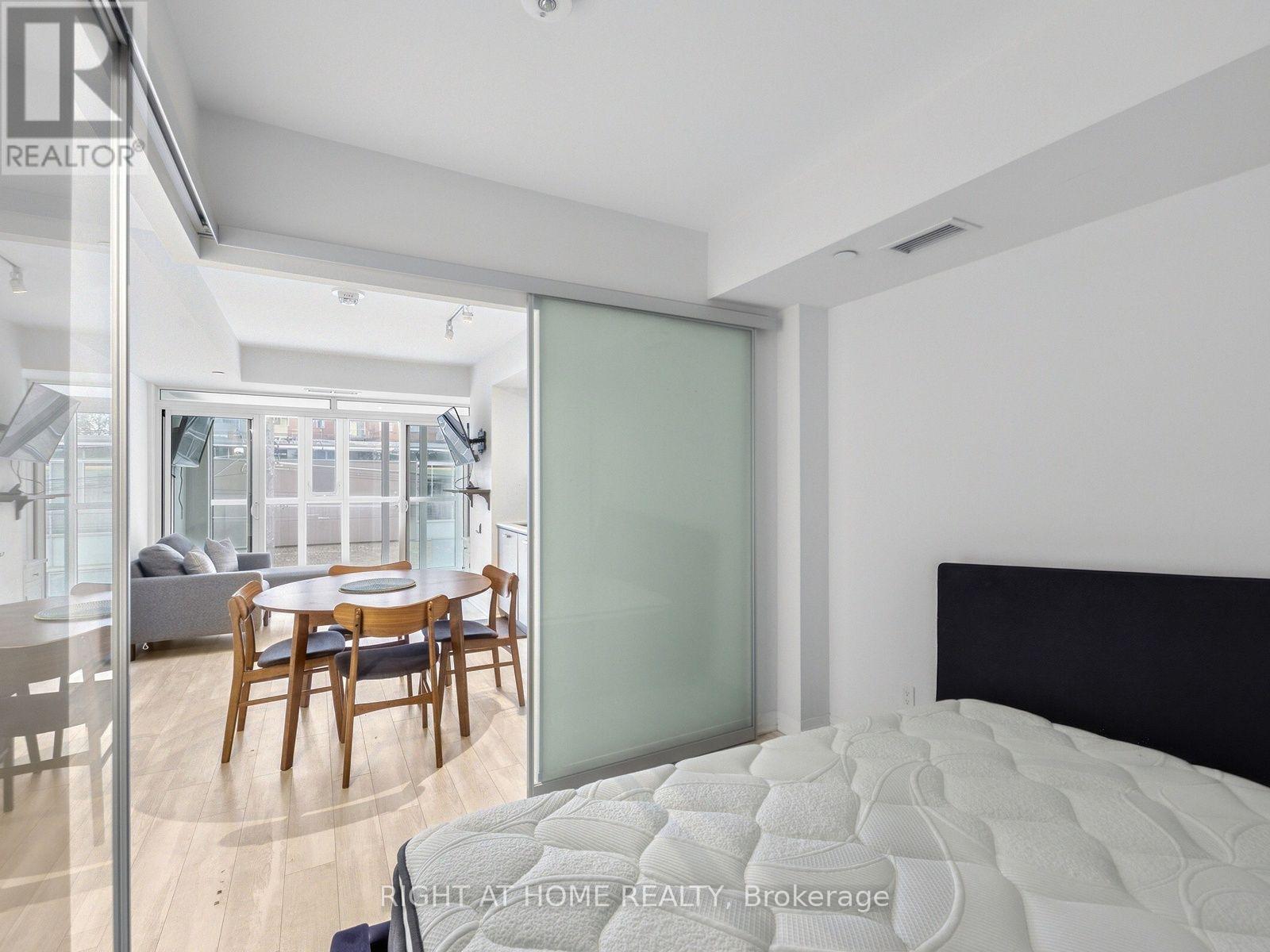 211 - 1630 Queen Street E, Toronto, Ontario  M4L 0B3 - Photo 12 - E13852034