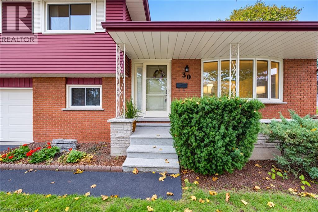 30 Hampton Place, Kitchener, Ontario  N2B 2S3 - Photo 5 - 40872193